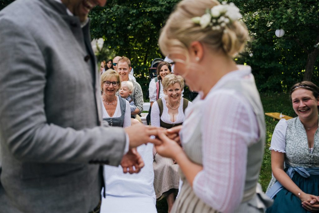 trachtenhochzeit starnberg im standesamt museum lochhammerhaus